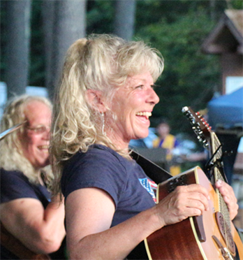 Lynn Bucknell